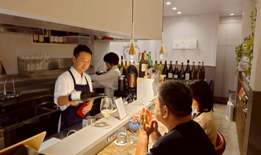2025年9月 ミシュランガイド掲載の人気店 パリで修業を積んだ本格派フレンチシェフの隠れ家的人気店「クロデグルメ」で貸切イベント開催！