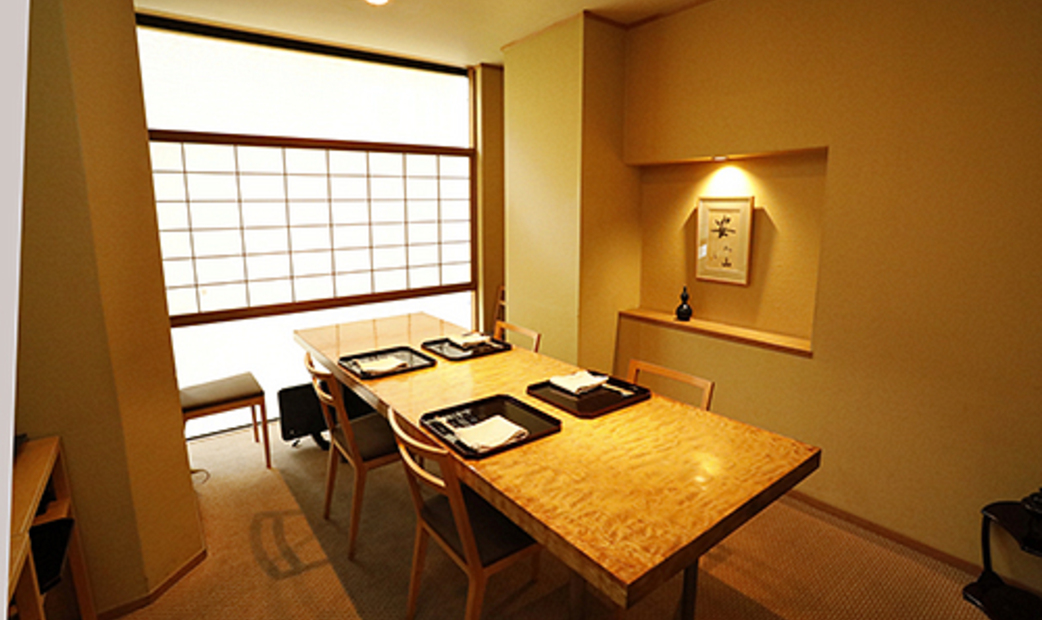 東京銀座日本料理推薦toyoda的室內環境