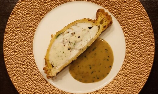 à table's image 4