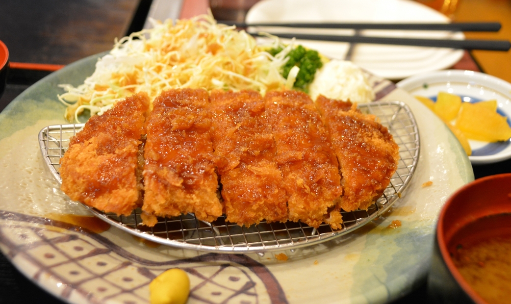 銀座のとんかつおすすめ8選|ビブグルマン・行列の名店を厳選