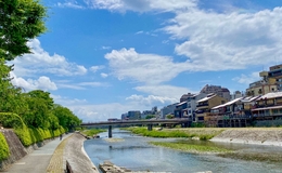 鴨川沿いのレストランおすすめ12選｜京都で必ず行きたい川床・ミシュランの名店ガイド