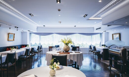 레스토랑 히라마츠 히로오 & Le Club des Vins Hermitage's image 7